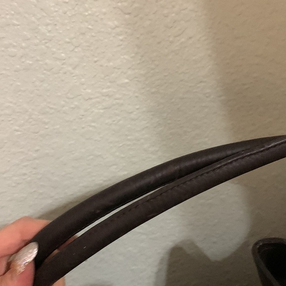 Gorgeous Cole Haan village tote - Picture 12 of 13